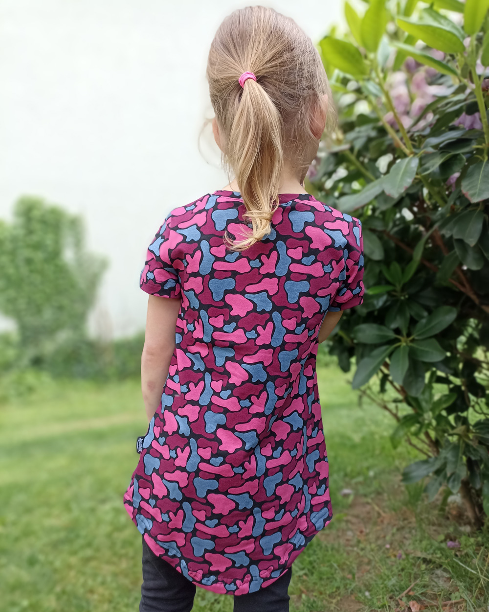 Girl's T-shirt, short sleeve, pink camo