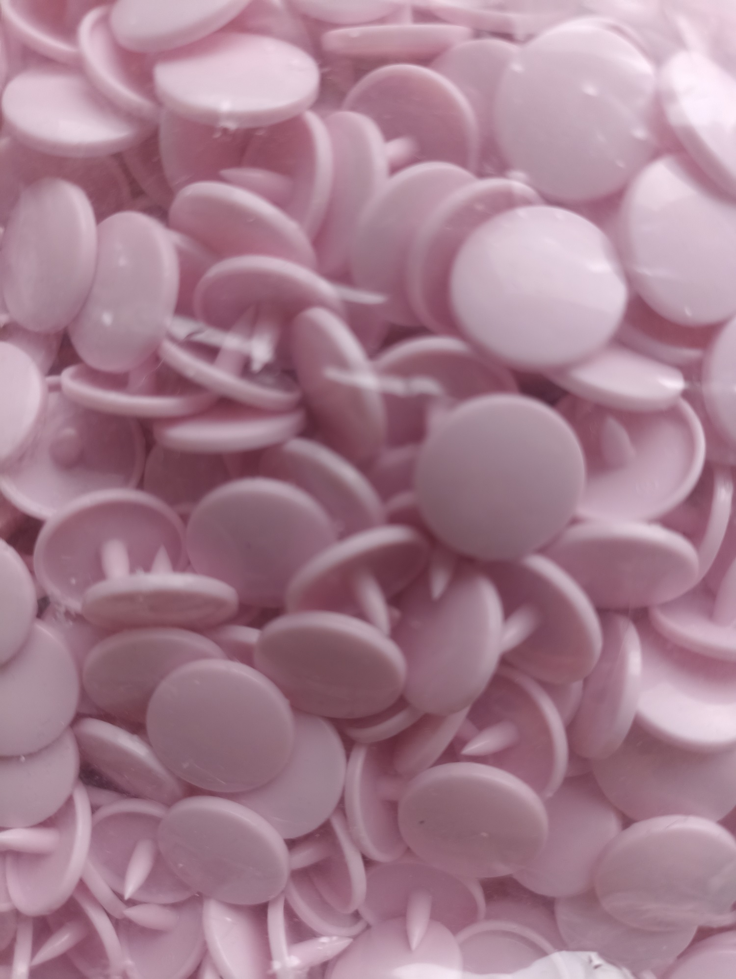 Plastic snaps / studs 12.4mm, 1,000 light pink UNPACKED