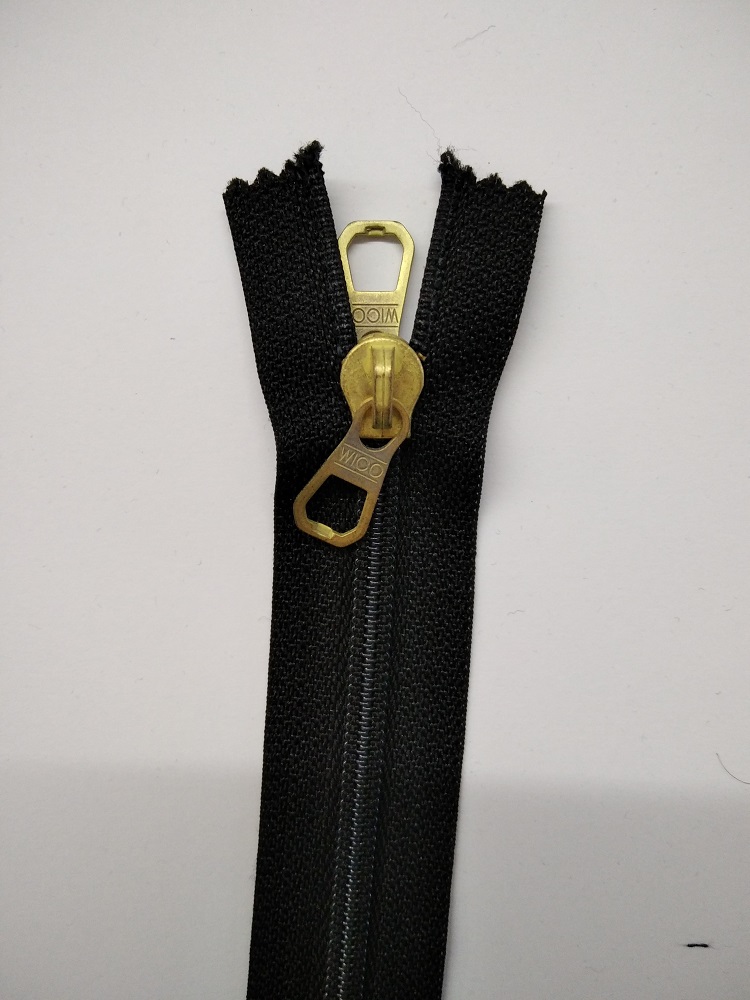 Zipper 60 cm, black