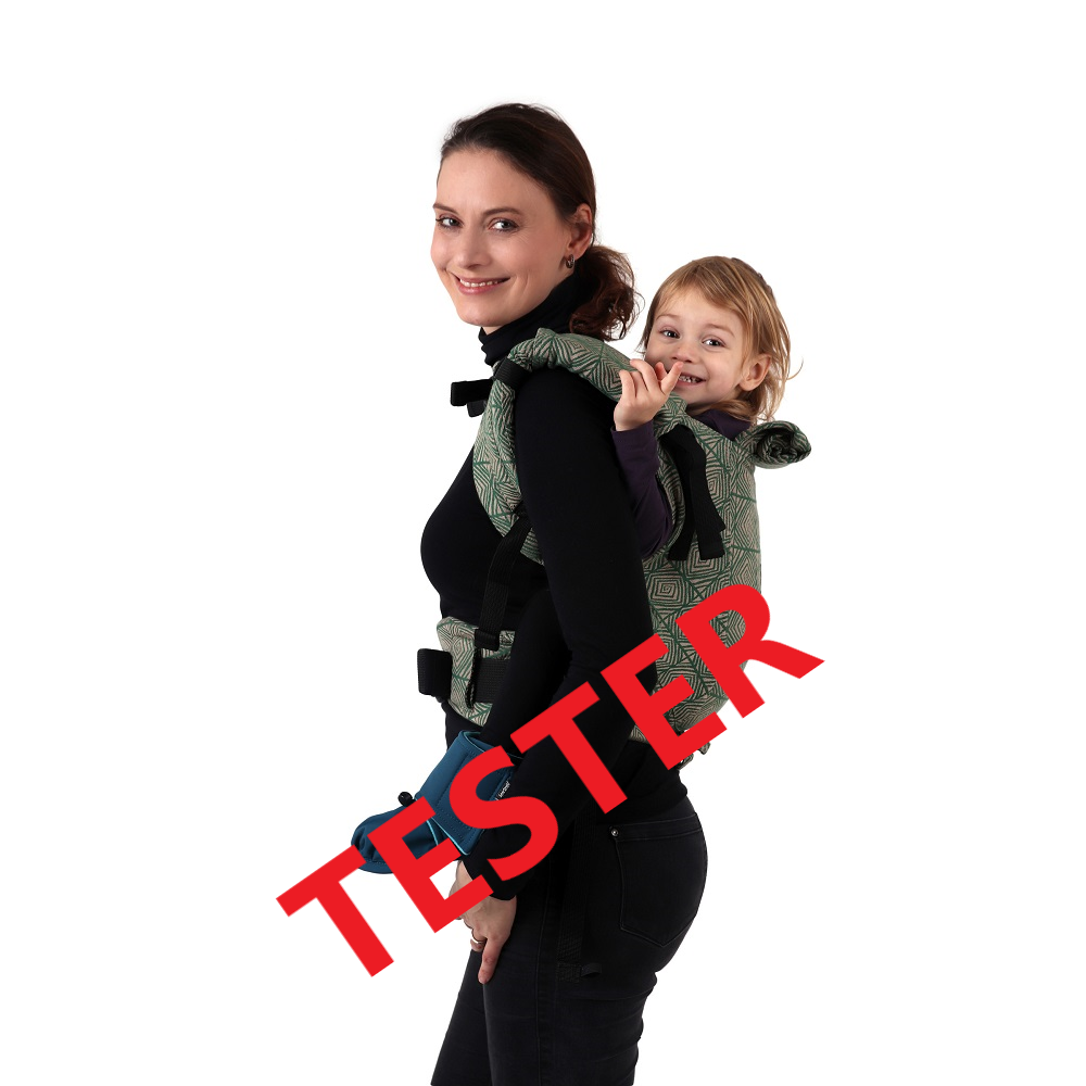 TESTER: Ergonomic toddler carrier DAN, raspberry