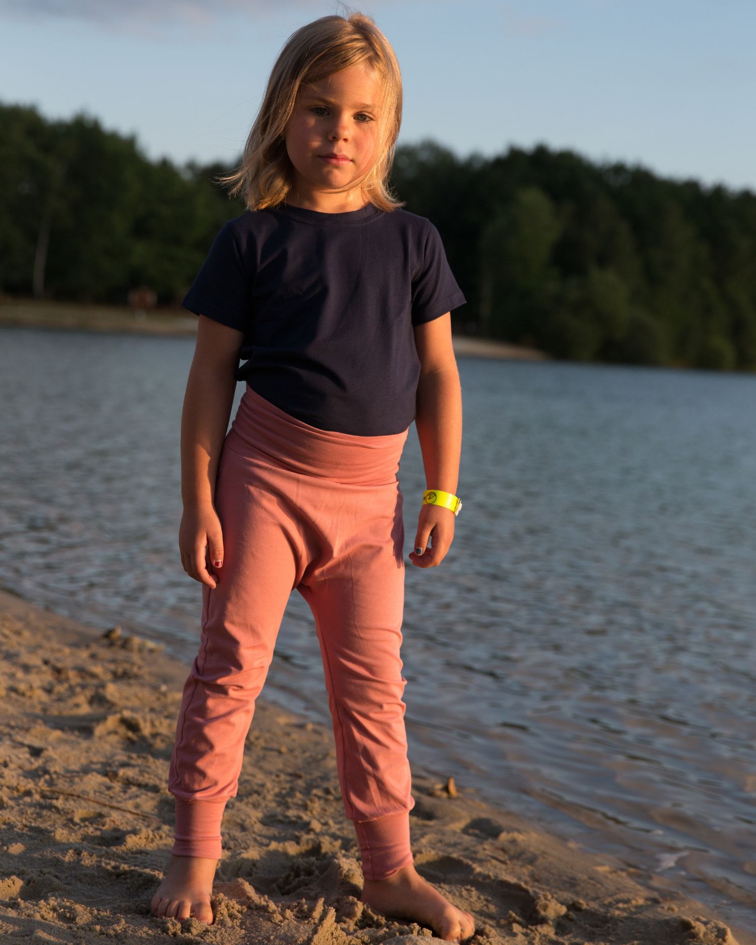 Baggy pants for kids, old pink